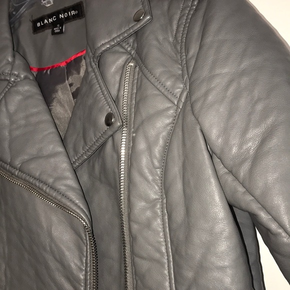 Jacket - Picture 4 of 4